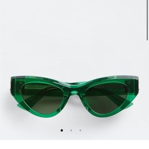 Bottega Veneta brand new sunglasses- never worn. Comes w box and sunglass case